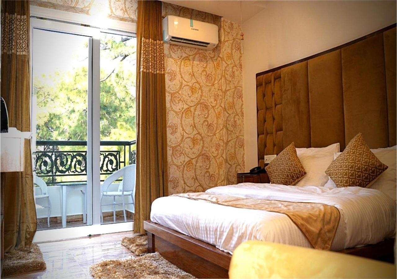 Hotel Saheb'S Castle Mcleodganj マクロード・ガンジ エクステリア 写真