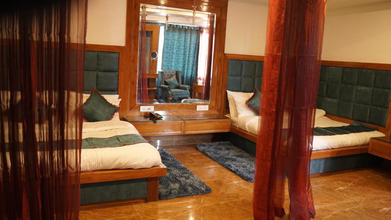 Hotel Saheb'S Castle Mcleodganj マクロード・ガンジ エクステリア 写真